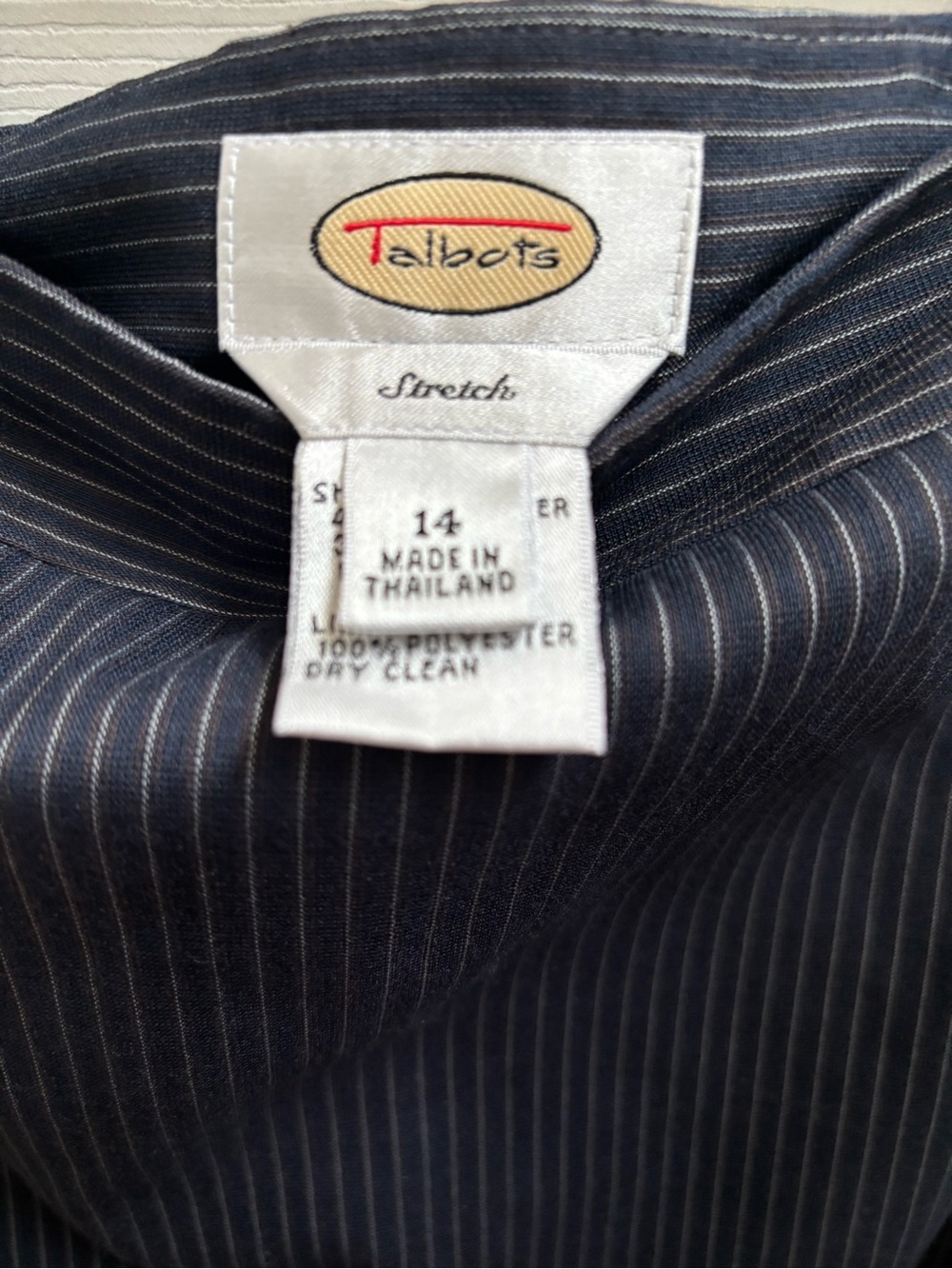 Talbots Stretch Pinstripe Knee-Length Skirt, Size 14, NWOT - Picture 3 of 5